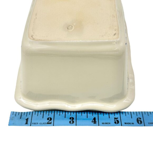 Christmas Tree Ceramic Baking Dish Scalloped Edges Festive Pattern - Picture 4 of 8